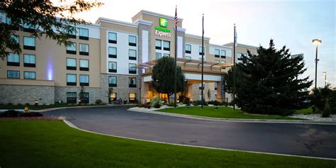 Holiday Inn Express Janesville-I-90 & Us Hwy 14 - Janesville, United States