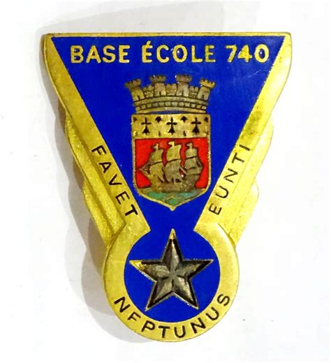 Insigne BA 740 Armée Air Base Ecole 740 Nantes Drago A 512