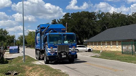 Republic Services Peterbilt 320 CNG Heil Durapack 7000 On Trash 2451