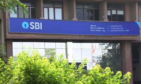 Sbi Raises ₹7500 Cr Via Tier 2 Bonds Heres How Psu Bank Stock Reacts