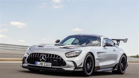 2021 Mercedes Amg Gt Black Series Revealed With 720 Hp And Aggressive Aero Kit