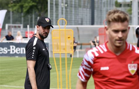 VfB Trainingslager in Neukirchen Daran will Trainer Sebastian Hoeneß