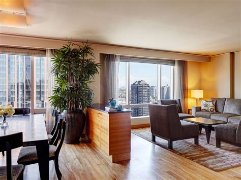 Seattle Hotel Rooms & Suites With Hot Tub | Grand Hyatt Seattle