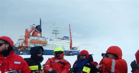Arctic Researchers Will Be Locked in Sea Ice For a Year to Study the ... 