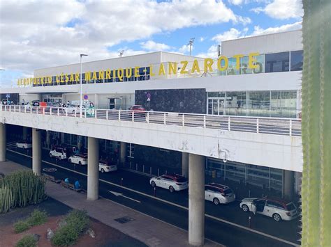 lanzarote airport - Lanzarote Tourist Guide