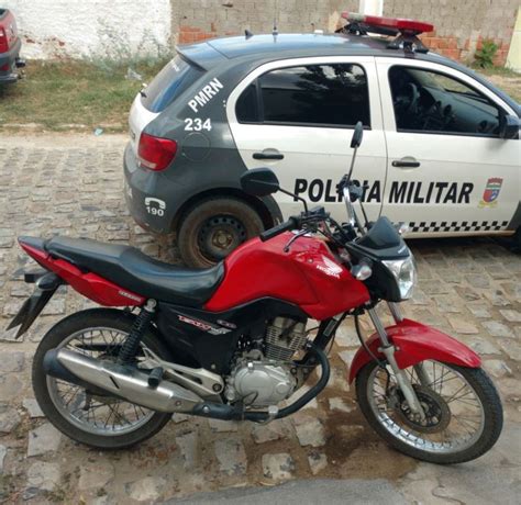 Dz Patrulha Pm Por Interm Dio Da Vtr Bh Do Bpm Recupera Moto