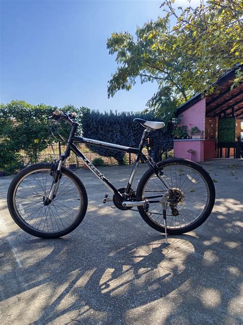 Modern upgrades will revitalize the classic trek 820 6