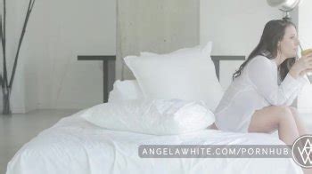 Big Tit Australian Angela White Masturbating In Bed Free Mobile Porn