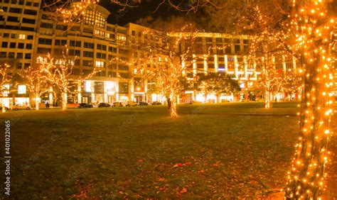 Weihnachtliche Mall of Berlin Stock Photo | Adobe Stock