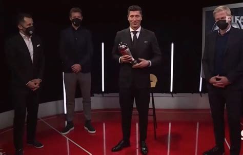 Lewandowski é eleito o melhor jogador do mundo pela Fifa Bahia Ligada