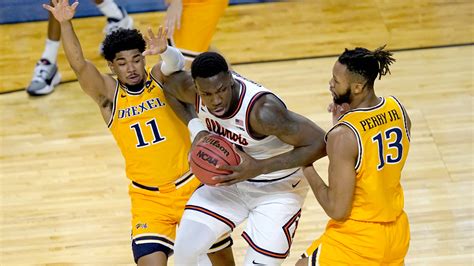 NCAA tournament 2021: Illinois basketball takes on Loyola Chicago