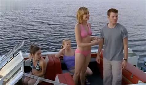 Naked Amanda Walsh In Ghosts Of Girlfriends Past