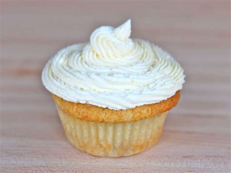 Creamy Coconut Buttercream Frosting | Tori Avey