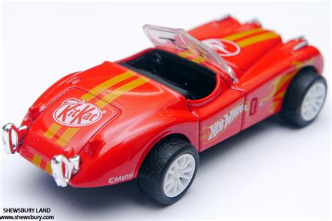 Nestle Kit Kat Hot Wheels Roadster Vintage Car Jaguar XL120