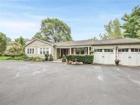 25 Eden Way Roslyn NY 11576 Zillow