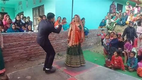 Pahadi Couple Dulha Or Dulhan Ka Dhamekedar Dance Pahadi Dance Rohit