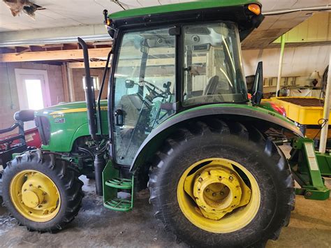 2014 John Deere 5075e Utility Tractors Fort Wayne In