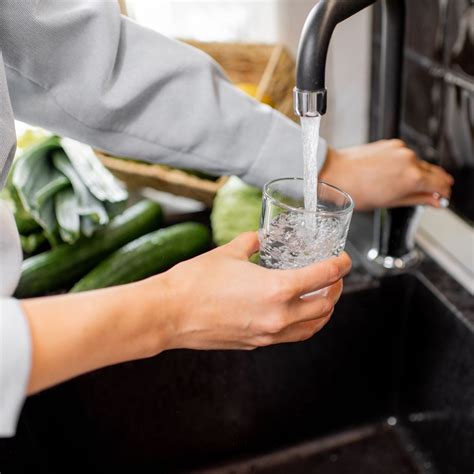 What’s in Your Tap Water? A Beginner’s Guide - NuvoH2O