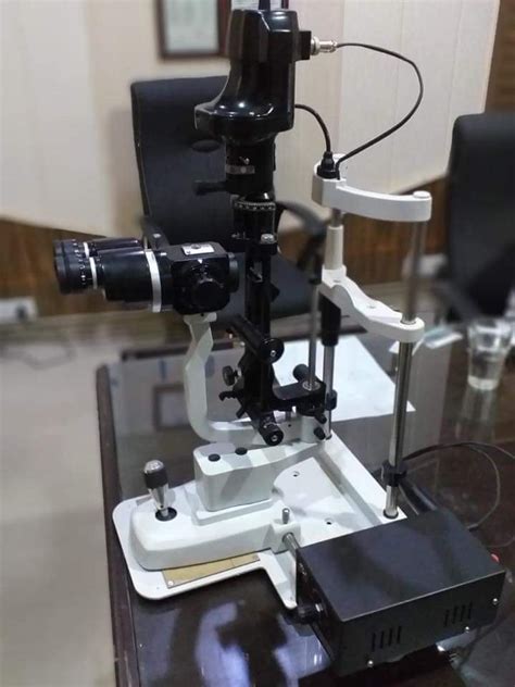 Haag Streit Style Surgical Equipments Ophthalmic Slit Lamp 3 Step