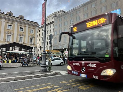 Roma Manifestazioni Con Deviazioni Di Traffico E Bus