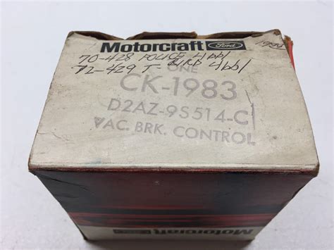 Motorcraft Ck Distributor Vacuum Bracket Control Nos Oem