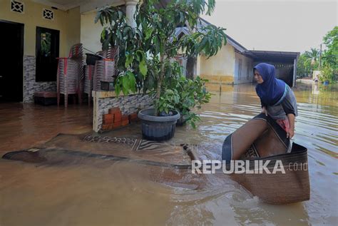 Banjir Di Jambi Berangsur Surut Republika Online