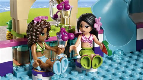 Lego Friends 41313 La Piscina All Aperto Di Heartlake Confronta