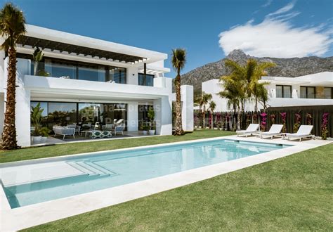 Marbella Milla de Oro Villa contemporánea de cinco dormitorios en