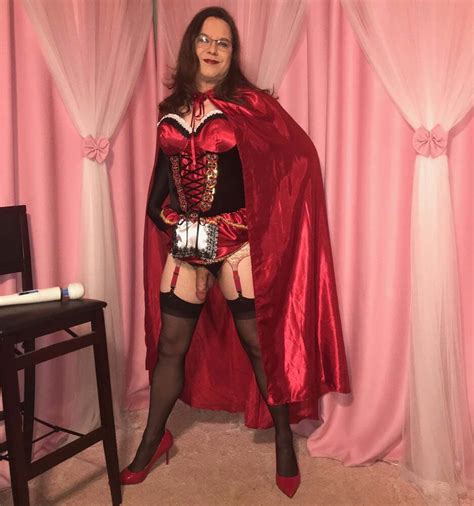 Joanie A Mature Tv Poses Photo Ashemaletube