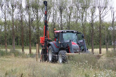 Images Gratuites Herbe De Plein Air Poster Tracteur Champ Ferme