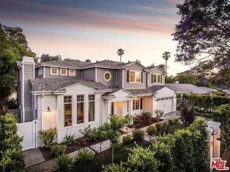 Take a Peek at 10 Celebrity Homes for Sale This Fall | The Most ...