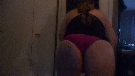 Gangstazz Eating And Showing Big Ass And Curvy Body Gay Crossdresser Crossdresser Porn XHamster