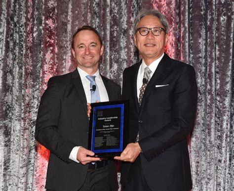 Honda Motor Ceo Toshihiro Mibe Honored By Sae Foundation With