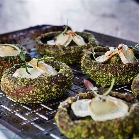 Funghi Portobello Con Pesto Di Prezzemolo E Formaggio Di Capra Weber