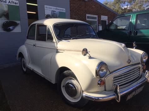 Morris Minor 1000 Restoration & Repair - White's Bodyworks