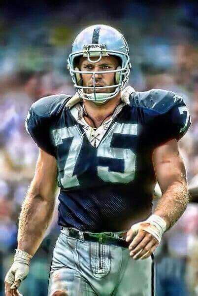 Nfl Legend Howie Long 75 Raiders Nfl Nfllegends Losangelesraiders