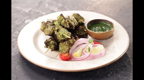 Hariyali Chicken Tikka Sanjeev Kapoor Khazana Youtube Tikka