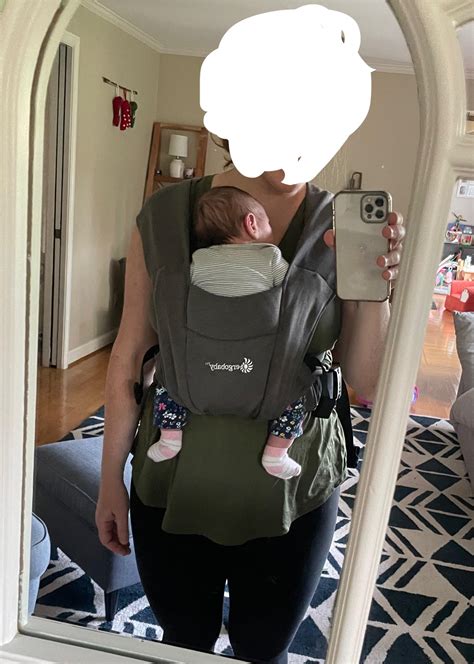 Fit check for Ergobaby Embrace? : r/babywearing