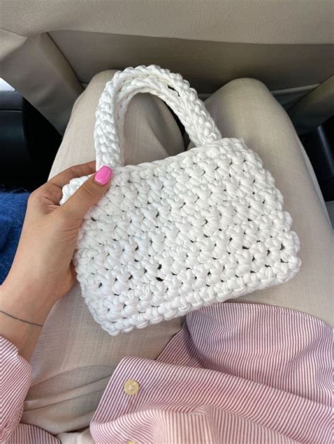 Pin by yasemin on çantalar Crochet handbags patterns Crochet bag