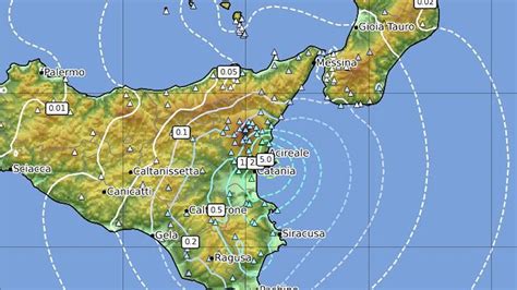 Forte Scossa Di Terremoto A Catania Magnitudo Di A Km Di