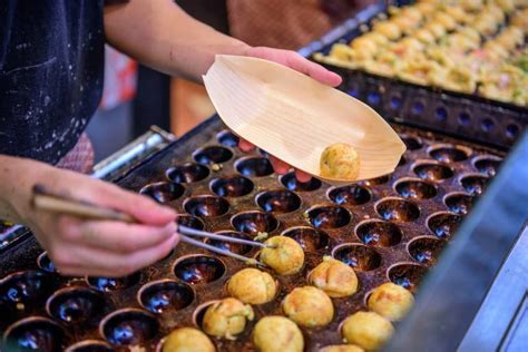 Kyoto Street Food Markets: Where to Find Japanese Snacks and Sweets ...