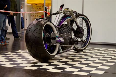 Custom Electric Bike E Dynamic From Roder Custom Bikes Evnerds