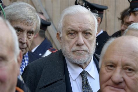 Addio A Luciano De Crescenzo Lingegnere Filosofo Partenopeo Si