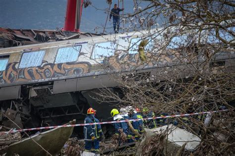 Dreit Gige Staatstrauer Nach Schwerem Zugungl Ck In Griechenland