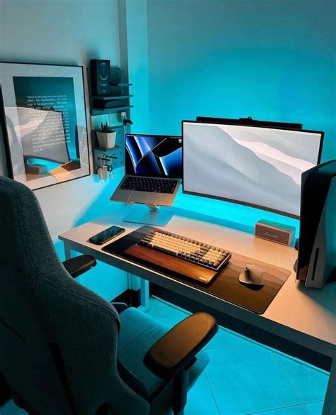 Shop our desk setups - Setupedia Store | Desk setup, Unique house ...