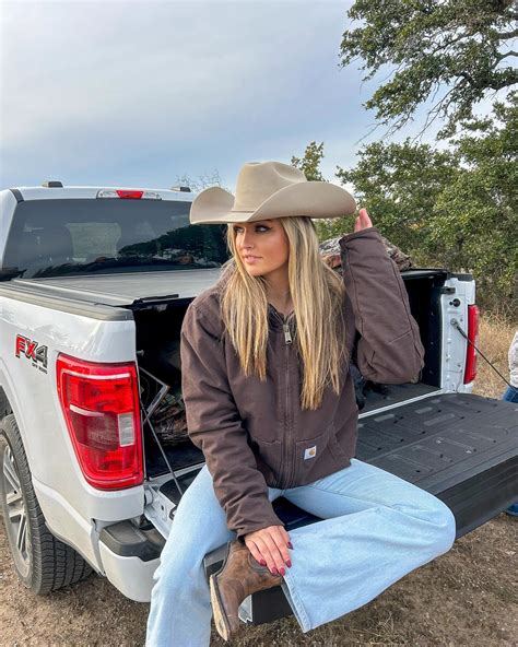 Whitney Robbins | Finally out! My @passes account is officially live