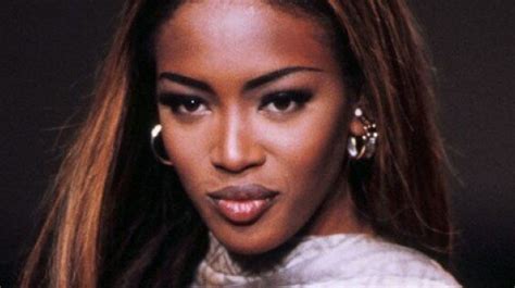 15 Super '90s Photos Of Naomi Campbell | HuffPost Style