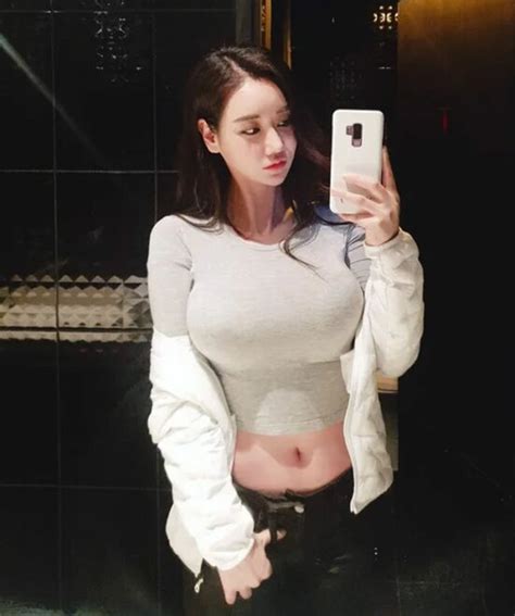 Azns K 20346730 Porn Pic