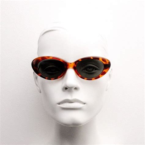 90s Vintage Oval Cat Eye Sunglasses Vibrant Amber Tortoise Matt Cat Eye Frame 50s Style Pin Up