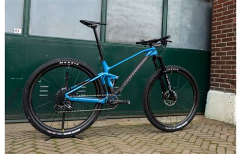 Mondraker F Podium Carbon Dc R Bikesuperior